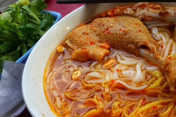7 Quán mì Quảng vịt Phan Thiết ngon nhất – Ăn một lần nhớ mãi!