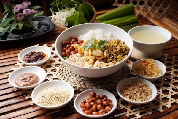 Top 7 quán cơm hến Hội An ngon nức tiếng – Hương vị đậm đà khó quên