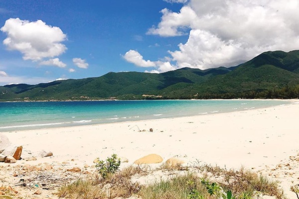 Trọn bộ kinh nghiệm khám phá Bãi Thùng Ninh Thuận từ A đến Z