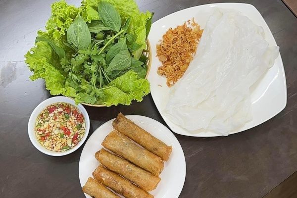 Ram bánh mướt Hà Tĩnh: Cẩm nang từ A đến Z cho tín đồ ẩm thực