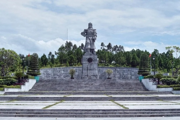 Khám phá núi Bân Huế – Nơi vua Quang Trung đăng quang
