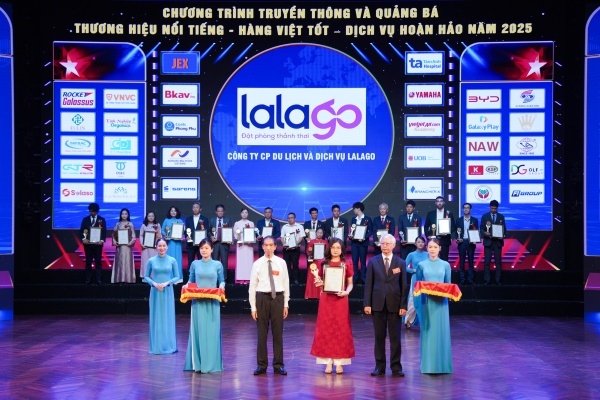 LALAGO VINH DỰ ĐÓN NHẬN GIẢI THƯỞNG TOP 20 THƯƠNG HIỆU NỔI TIẾNG HÀNG ĐẦU VIỆT NAM 2025