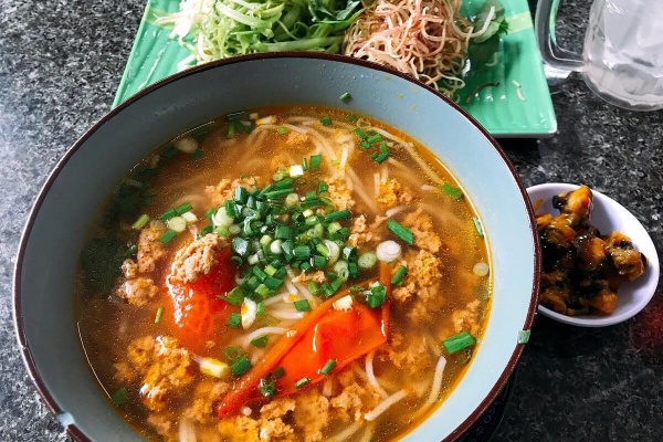 Gợi ý 3 quán bún riêu cua ốc ngon ở Phan Rang không nên bỏ lỡ