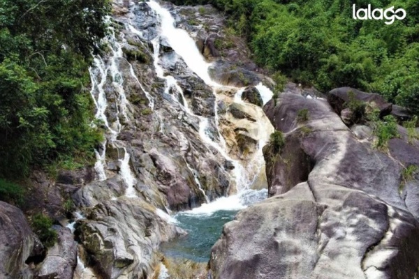 Chiêm ngưỡng vẻ đẹp hoang sơ thác Ma Hao – Điểm đến lý tưởng cho mùa hè