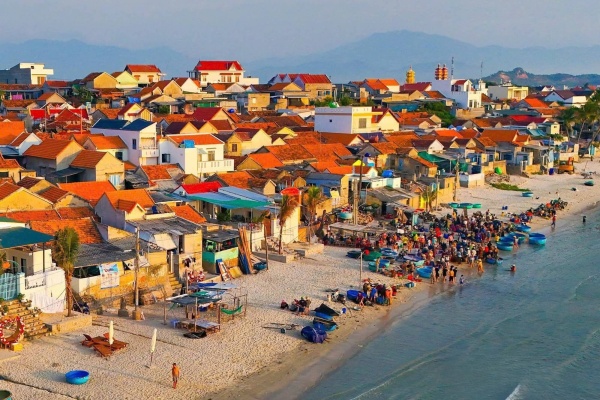 Làng chài Ninh Thủy Khánh Hòa – Vẻ đẹp bình yên níu chân du khách