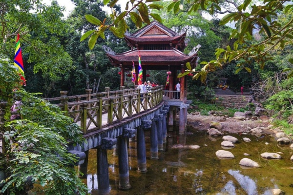 Suối Giải Oan: Dòng suối bí ẩn gắn với truyền thuyết Yên Tử