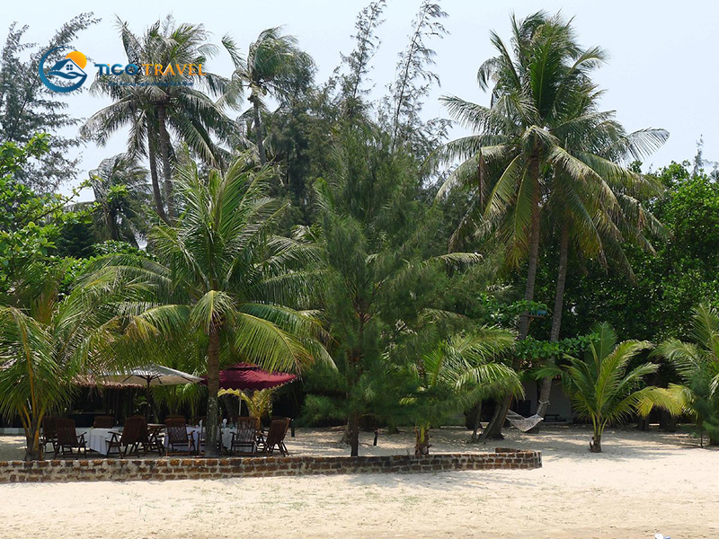 Le Domaine De Tam Hai Resort