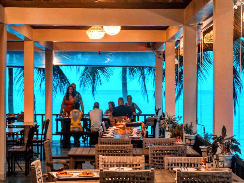 Paradise Resort Doc Let