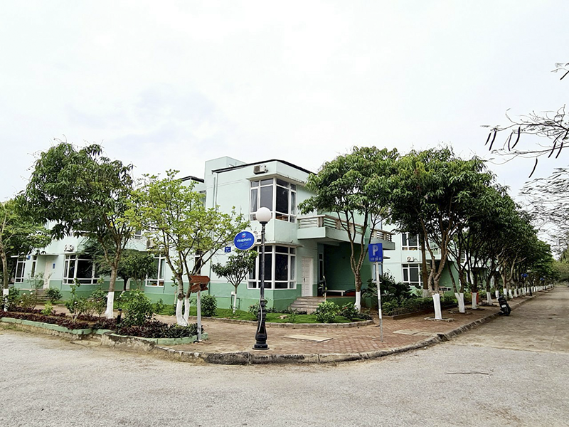 Eureka Linh Trường