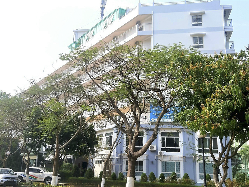 Eureka Linh Trường