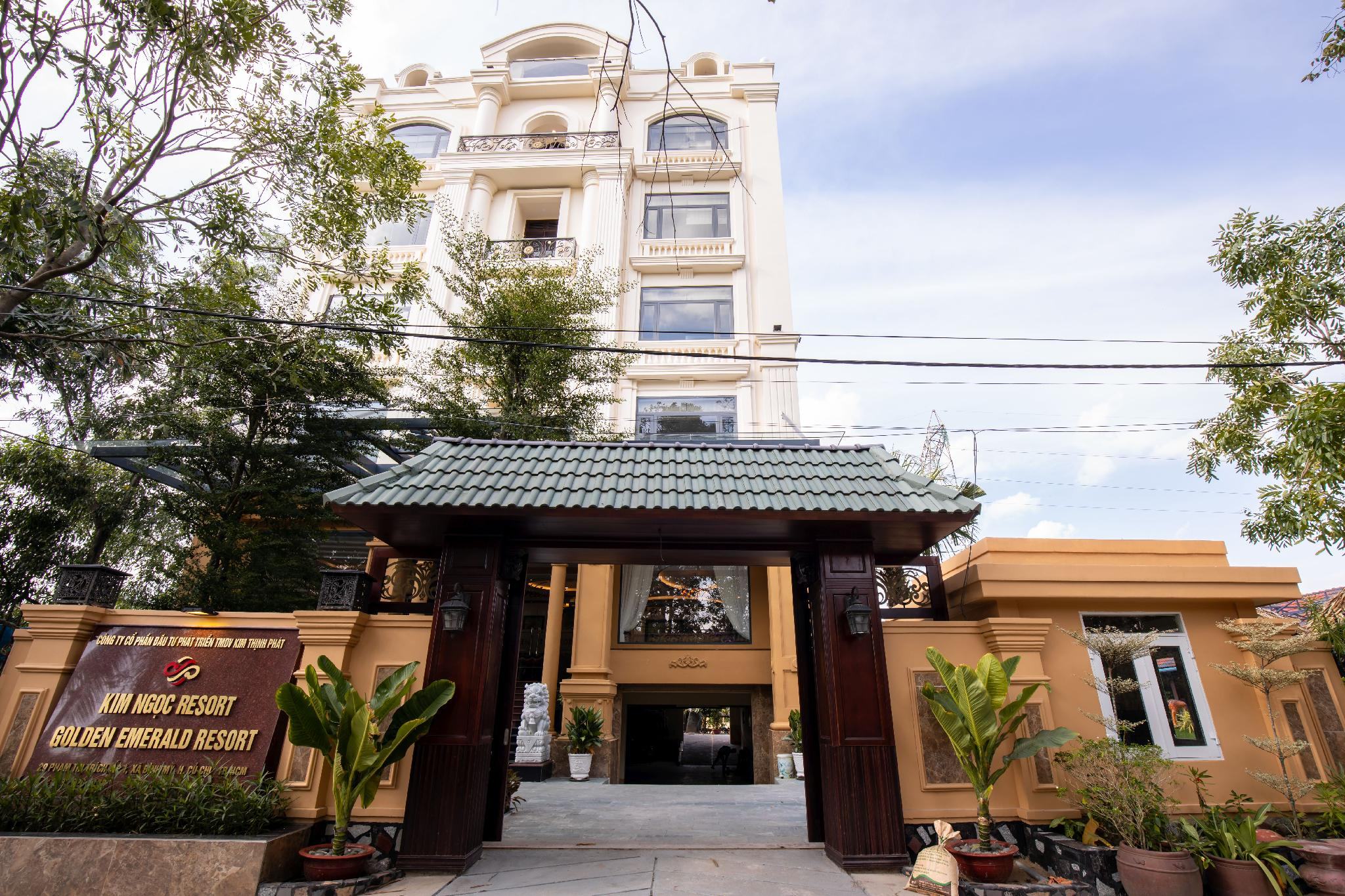 Golden Emerald Resort Củ Chi