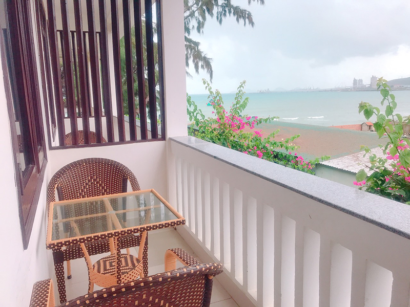 GM Doc Let Beach Resort & Spa