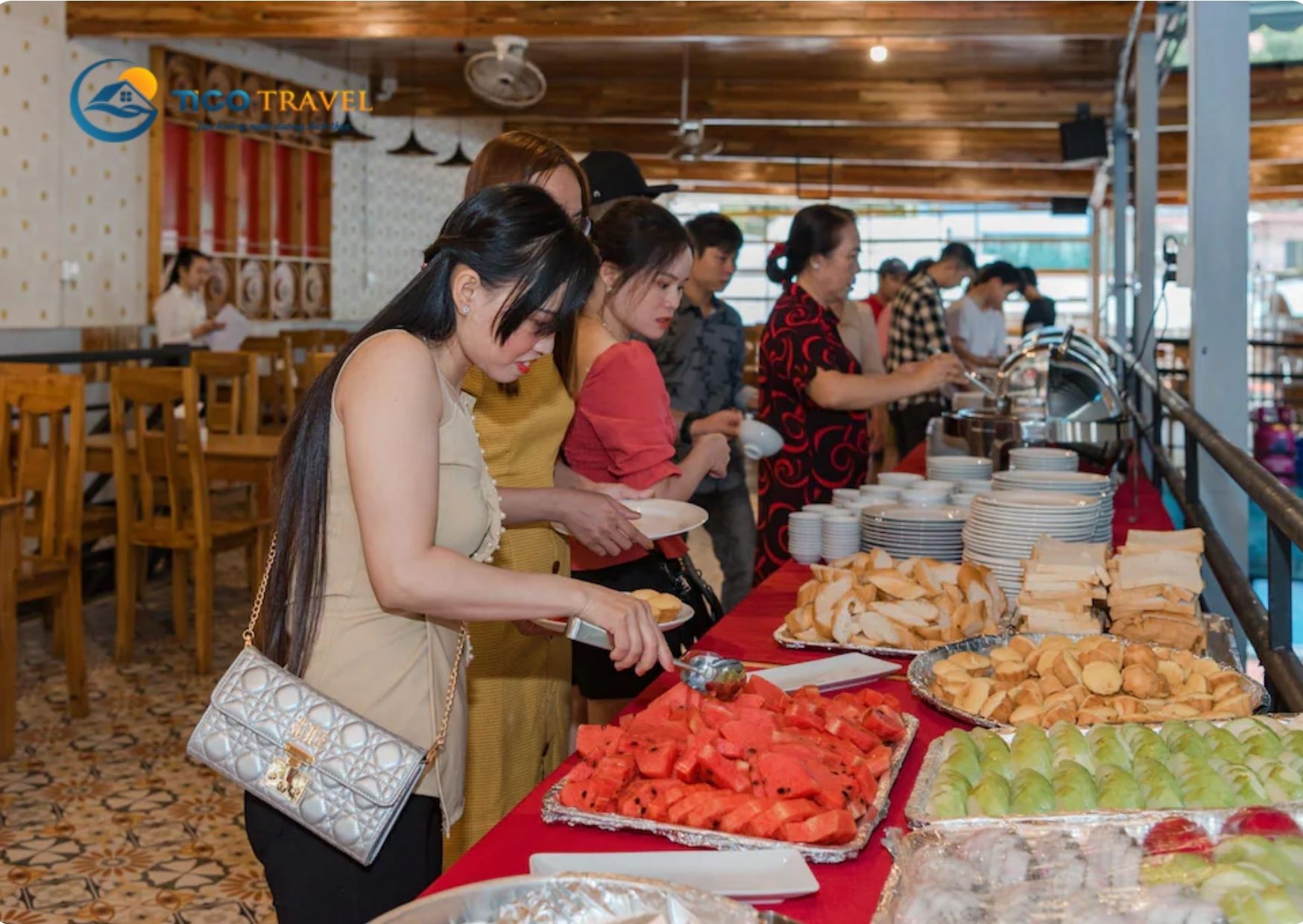 Khách sạn Holiday Phú Quốc