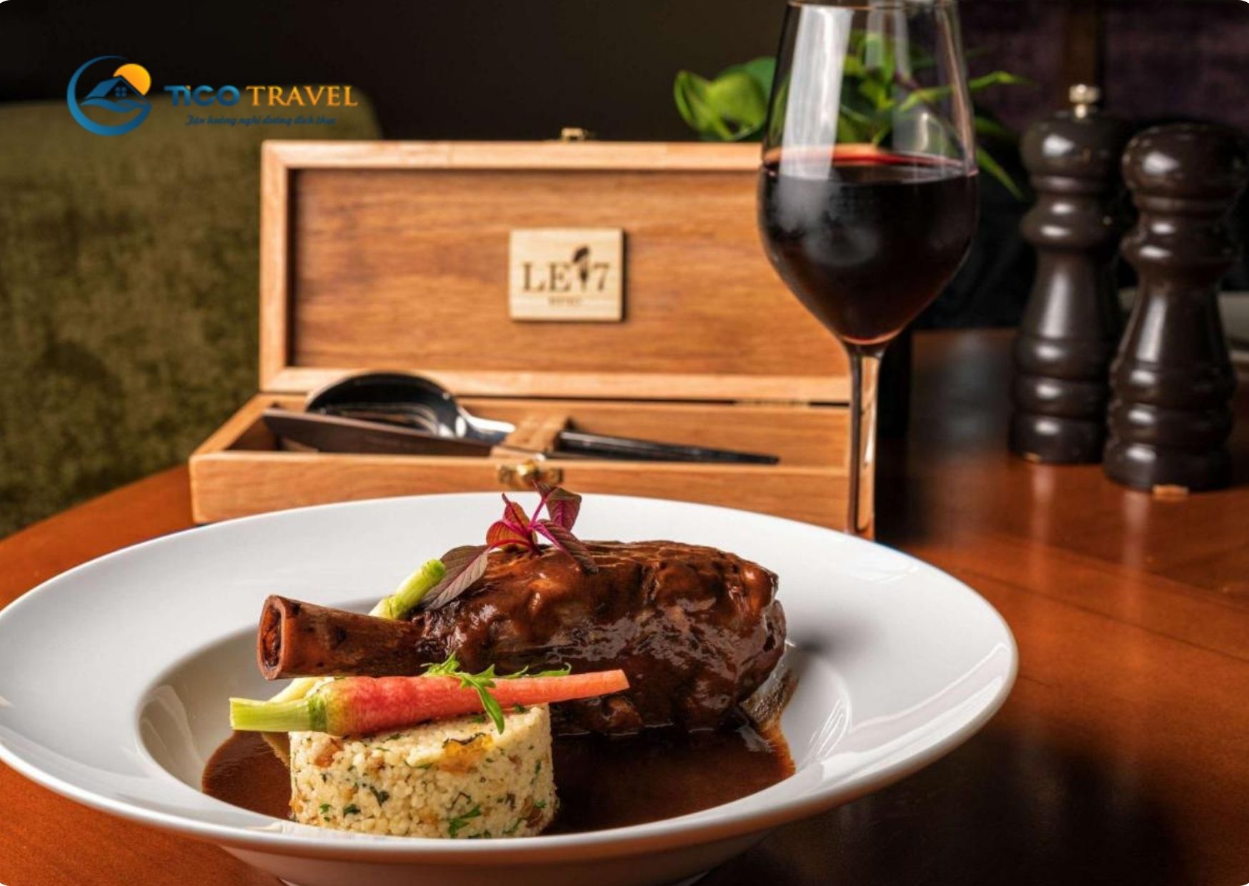 Khách sạn Sofitel Sài Gòn