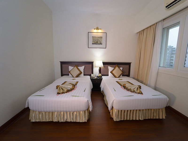 Century Riverside Huế