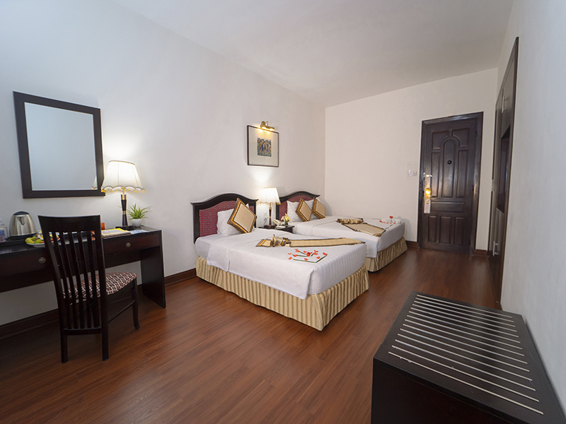 Century Riverside Huế