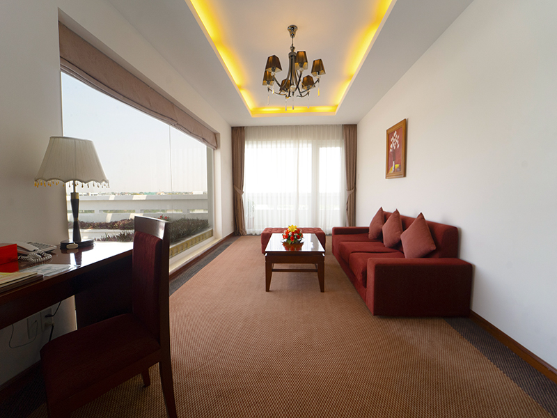 Century Riverside Huế