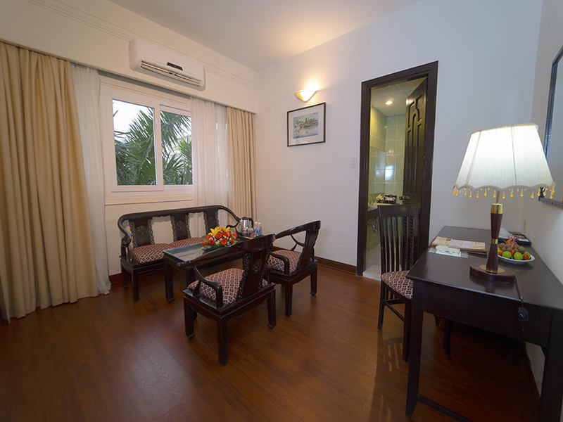 Century Riverside Huế