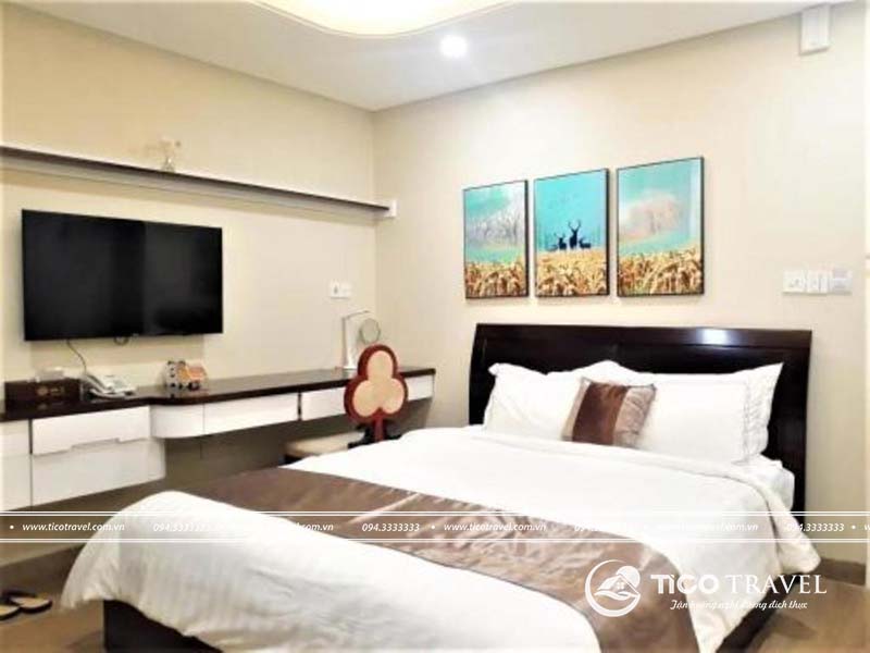 Golden Tree Hotel