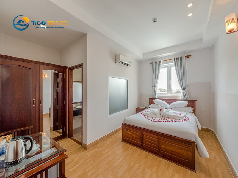 Khách sạn Holiday Phú Quốc