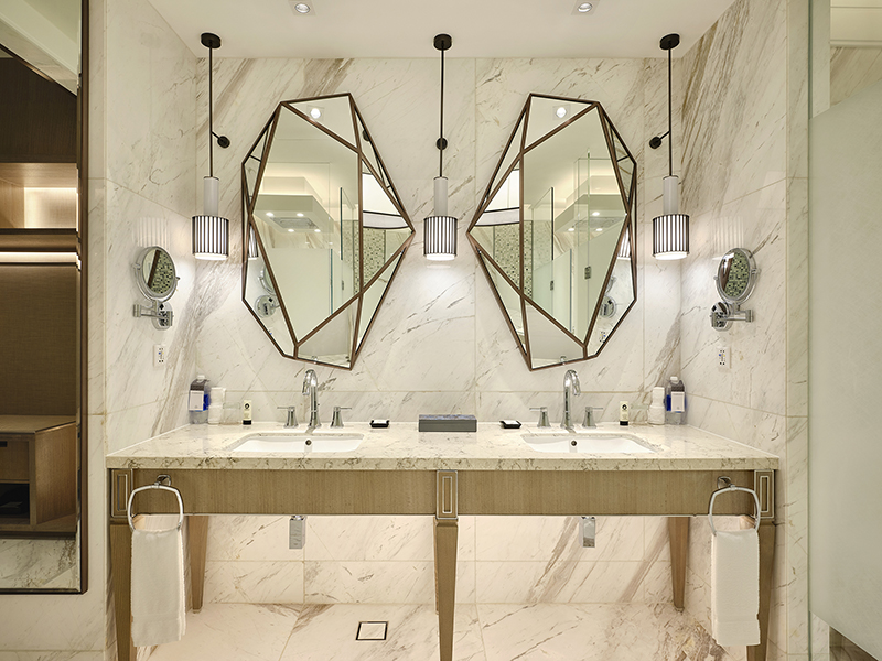 Khách sạn Sheraton Sài Gòn