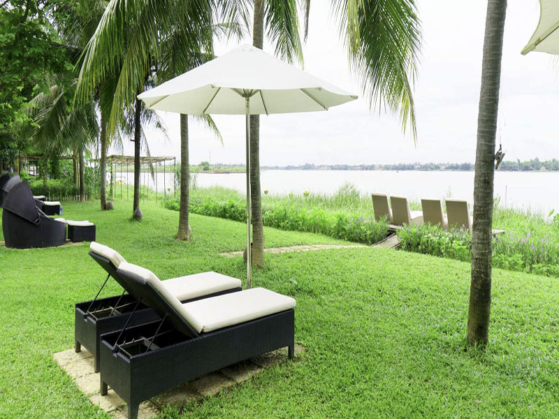 Vinh Hung Riverside Resort & Spa