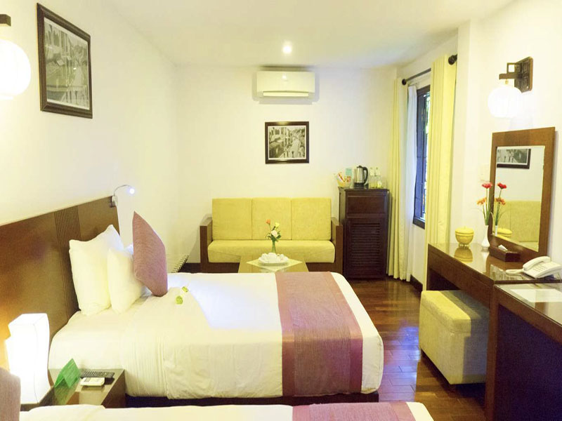 Vinh Hung Riverside Resort & Spa