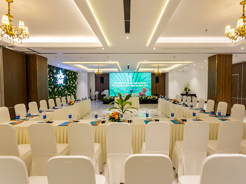 White Lotus Hue Hotel