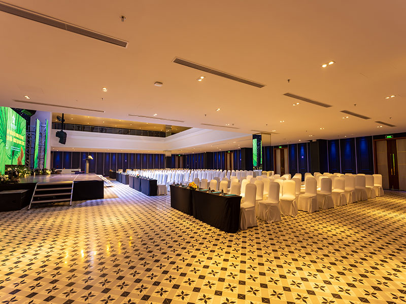 White Lotus Hue Hotel
