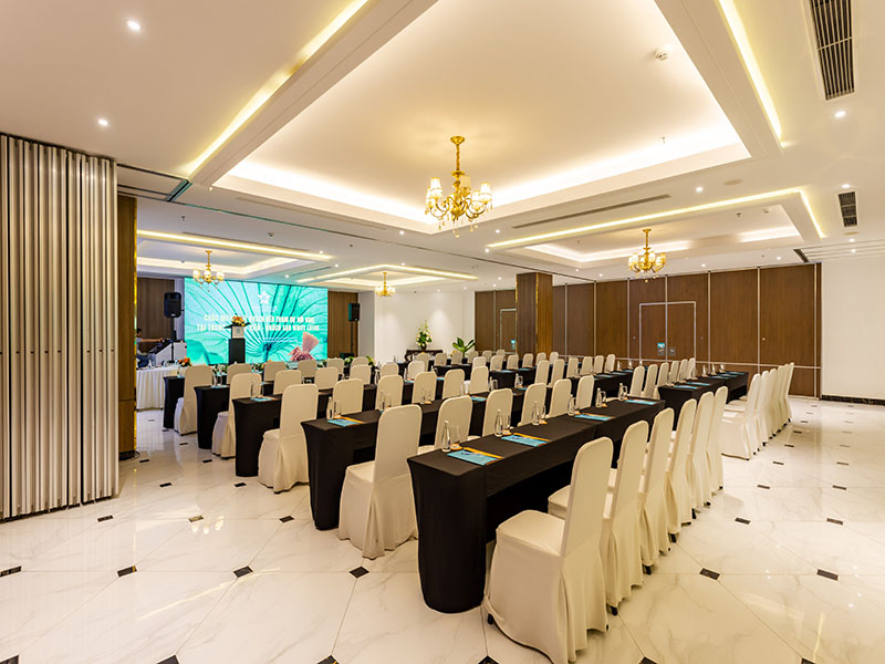 White Lotus Hue Hotel