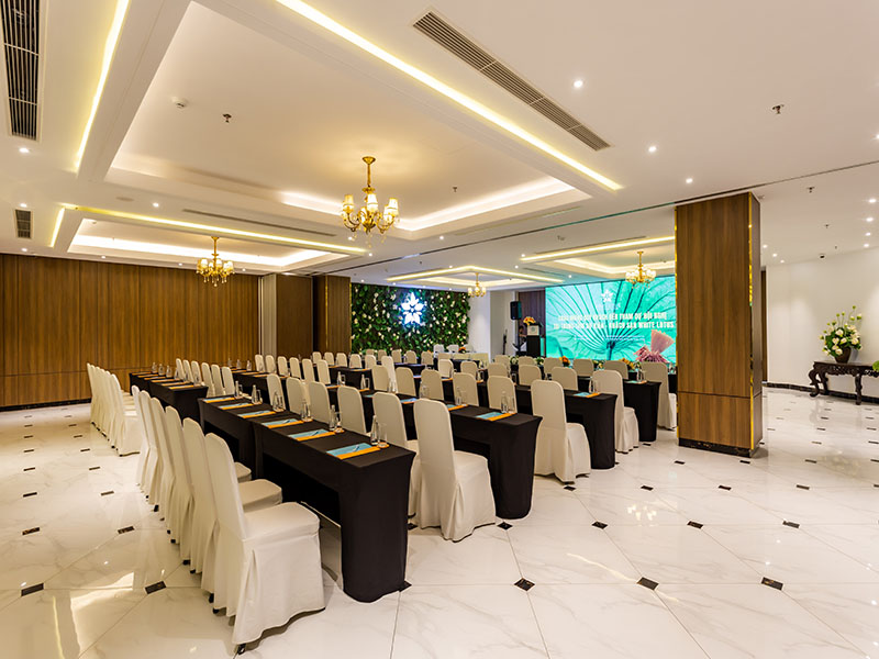 White Lotus Hue Hotel