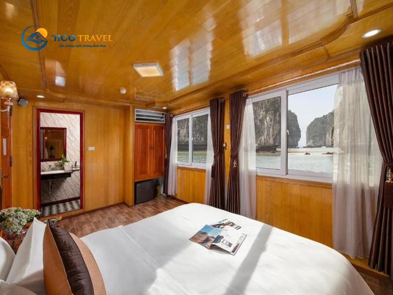 Azela Cruise Hạ Long