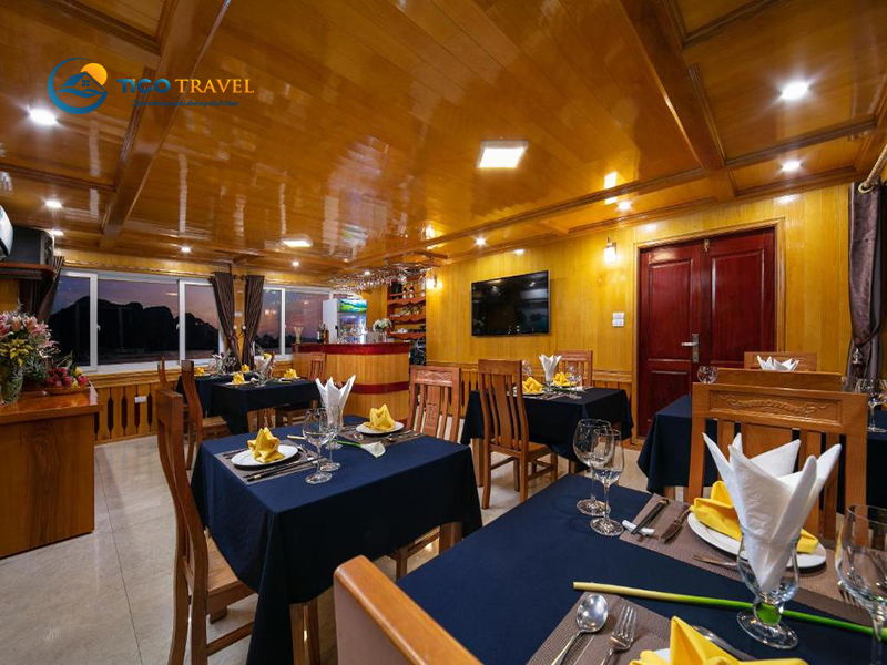 Azela Cruise Hạ Long