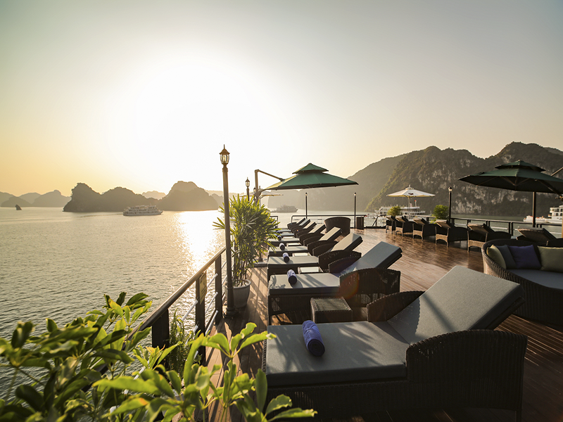 Rosy Cruise Hạ Long