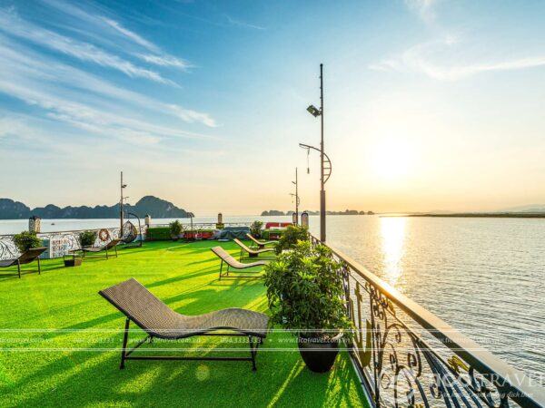 Dynasty Cruise Halong