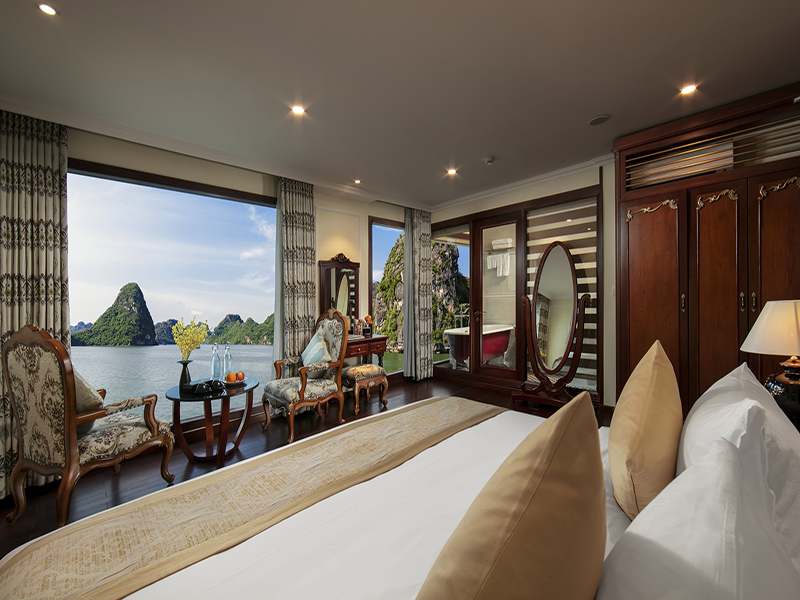 Emperor Cruises Hạ Long