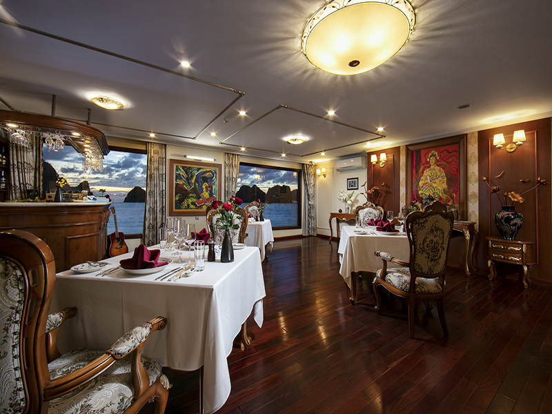 Emperor Cruises Hạ Long