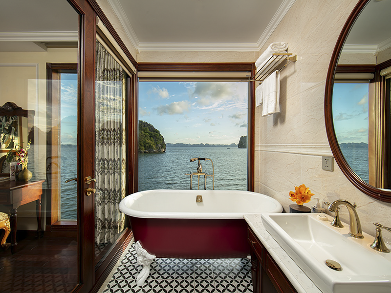 Emperor Cruises Hạ Long