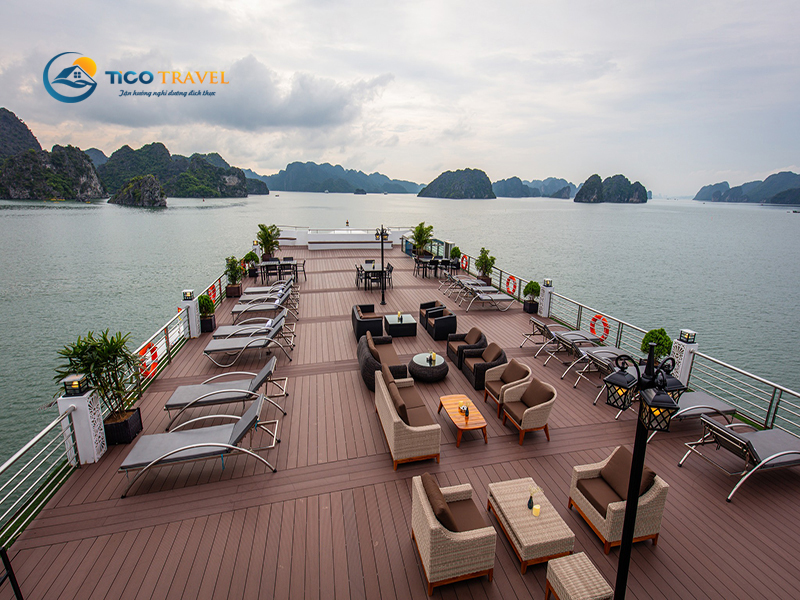 Oasis Party Cruise Halong Bay