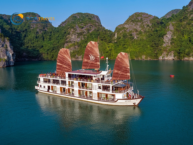Pelican Halong Luxury Cruise