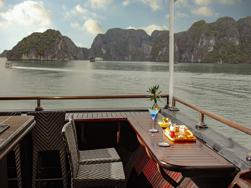 Paradise Peak Cruise Ha long Bay