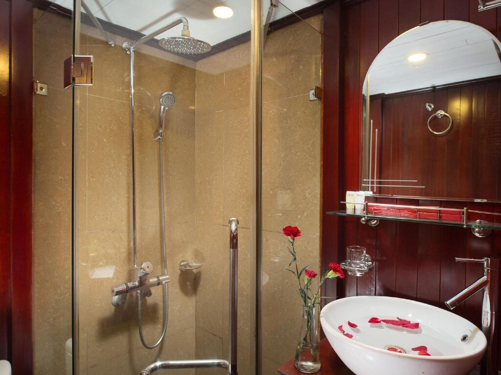 Phòng Deluxe 3 người (Deluxe Triple Room)