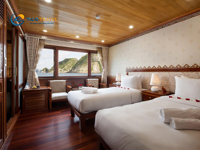 Royal Wings Cruise Halong Bay