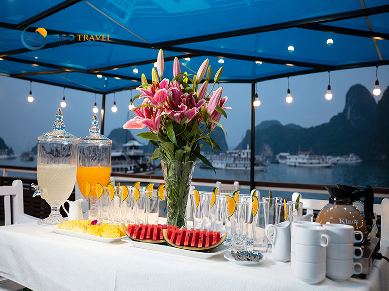 Santa Maria Cruise Halong