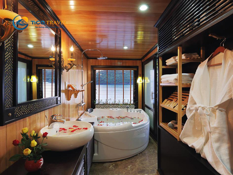 Starlight Cruise Halong
