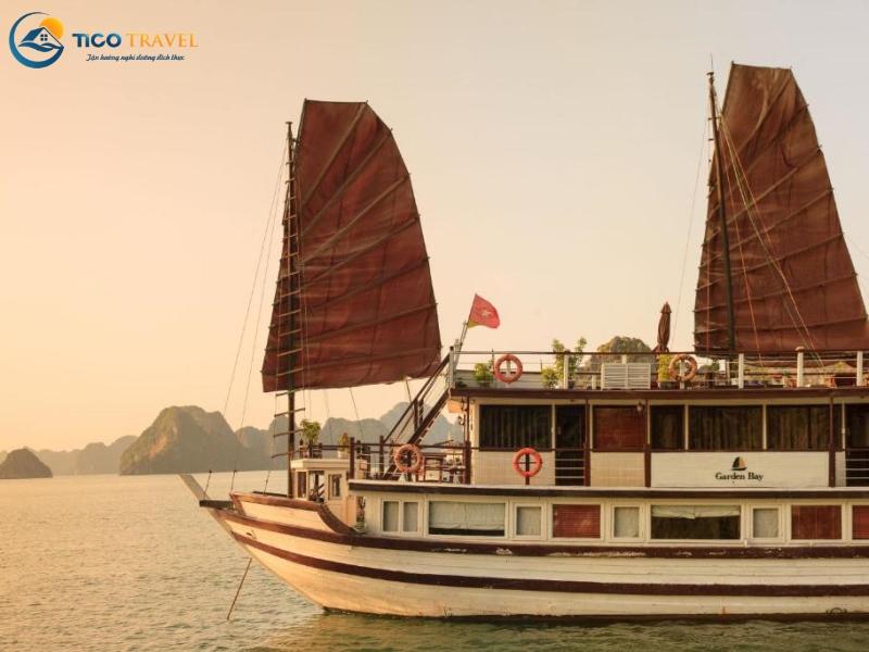 Garden Bay Legend Cruise