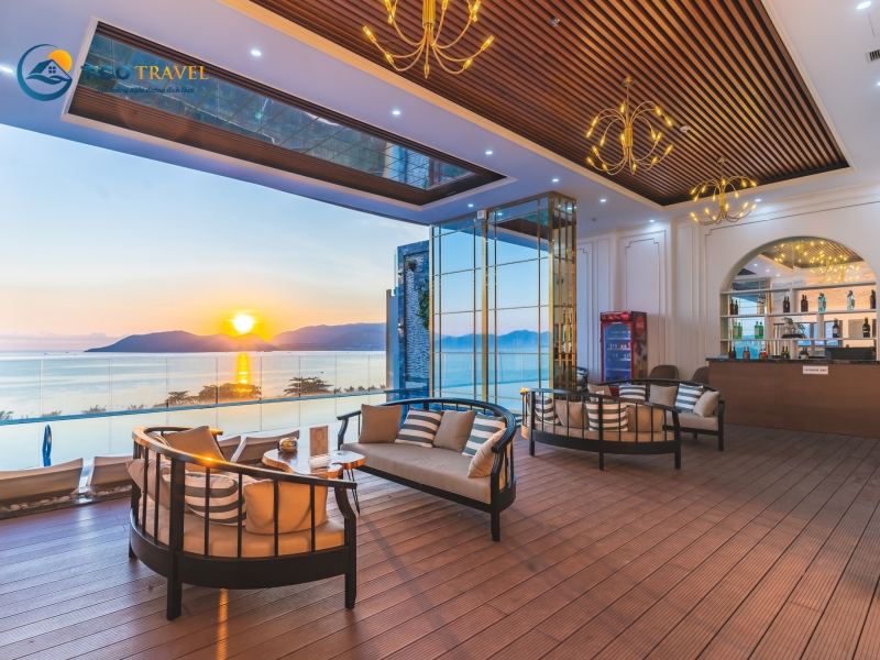 La Vague Hotel