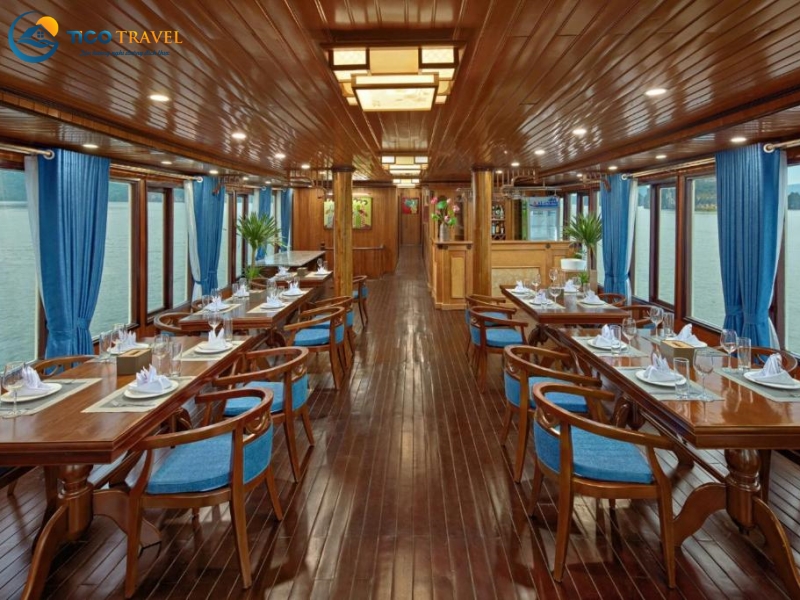 Cozy Bay Cruise