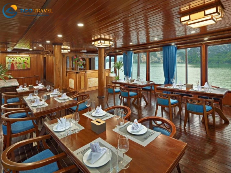 Cozy Bay Cruise