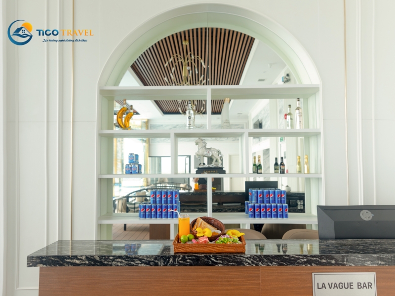 La Vague Hotel